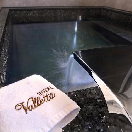 Hotel Valletta Csiaohszi Kültér fotó